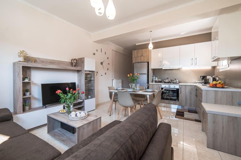 Effie'S Two Bedroom Apartment نافبليو المظهر الخارجي الصورة